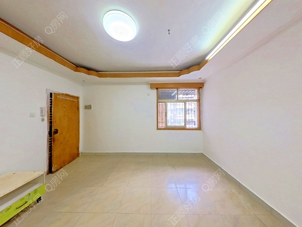 客厅