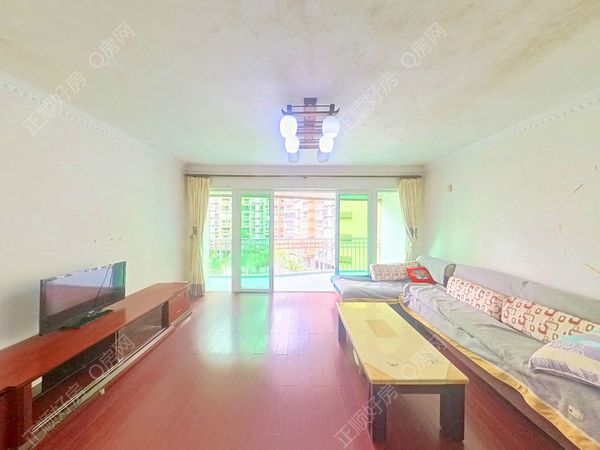客厅