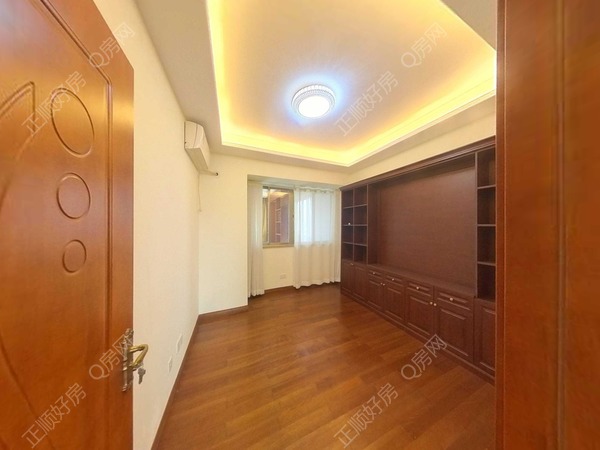 VR看房