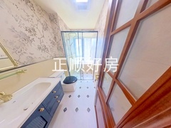 卫生间-buQr3sxY-0.jpg