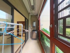 house_img