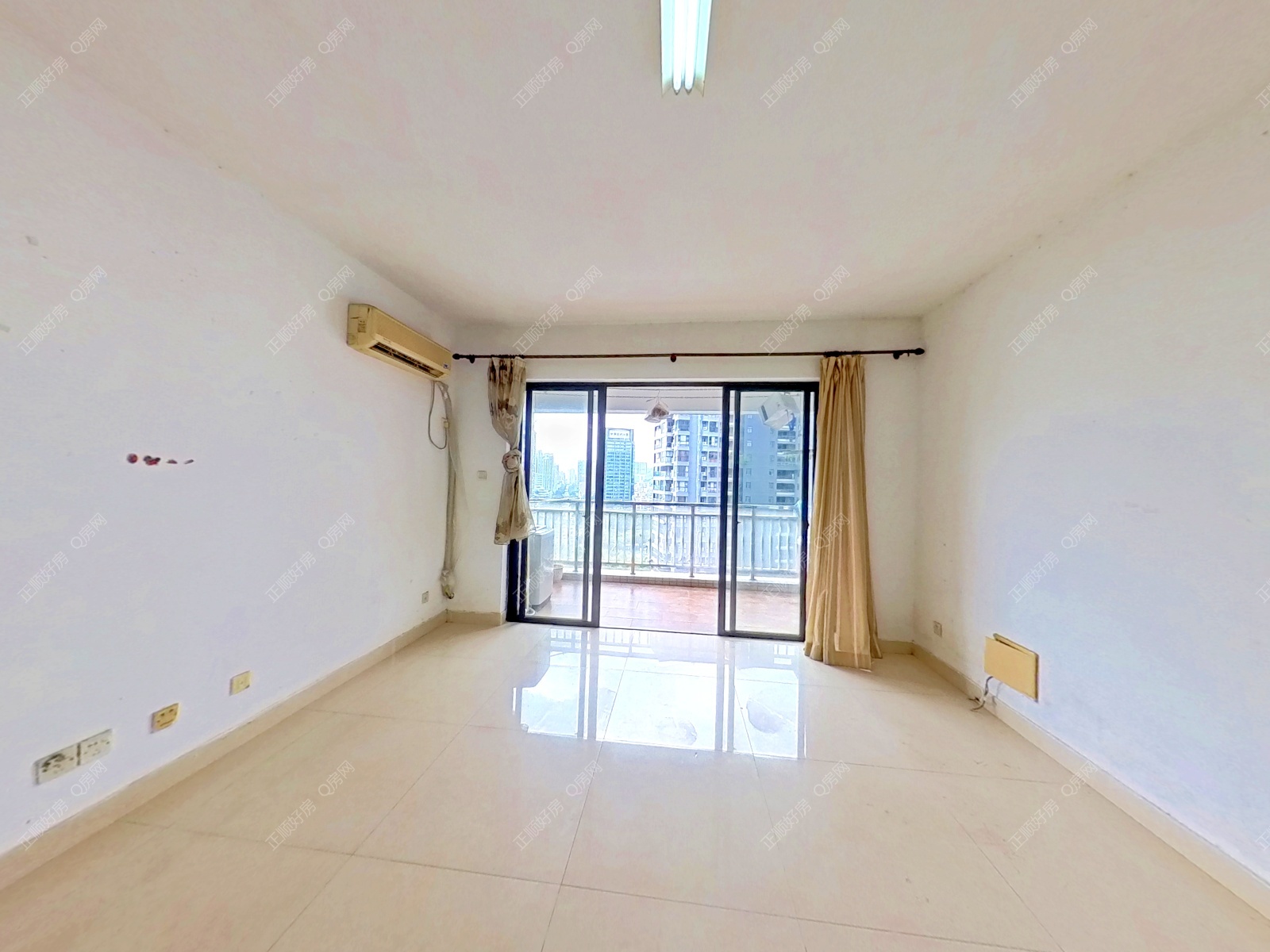 凤凰北 华南名宇二期 精装三房带入户花园 周边生活方便 