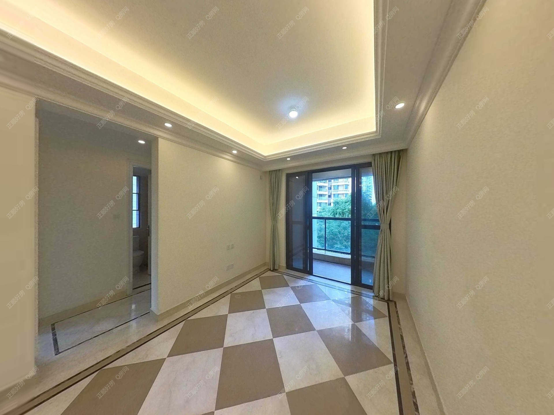 荔枝湾 2房2厅1卫 高档 68.40平