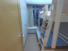 次卧