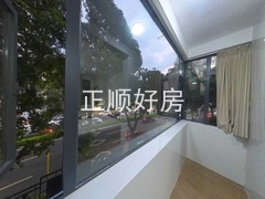 进门正对的2号房