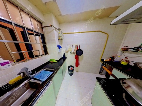 厨房