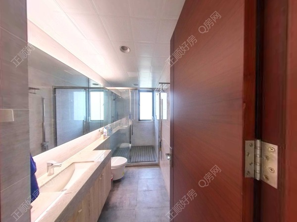正顺好房 - 金湾 中航花园 140㎡ 4房2厅 南向，南北通看园景,总价250.00万 面积140.00平方 建筑年代2016年