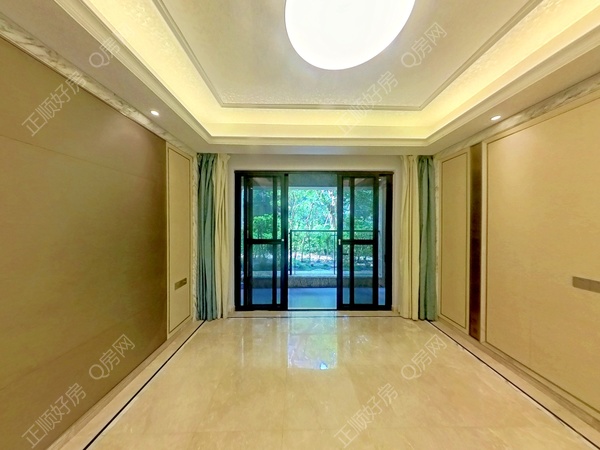 客厅