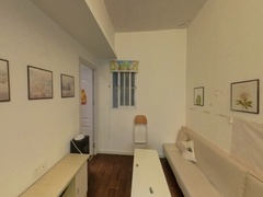 house_img
