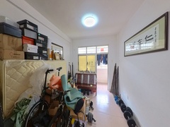 house_img