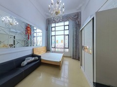 house_img