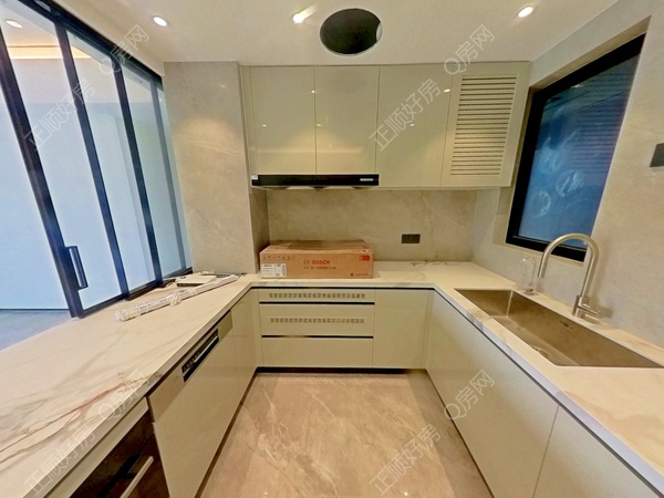 厨房