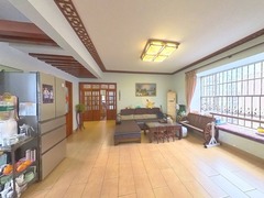 house_img