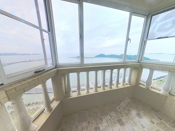 VR看房