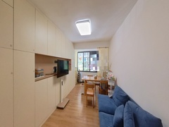 house_img