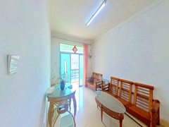 house_img