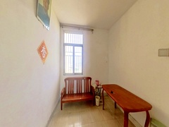 house_img