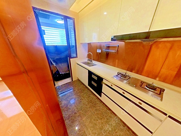 厨房
