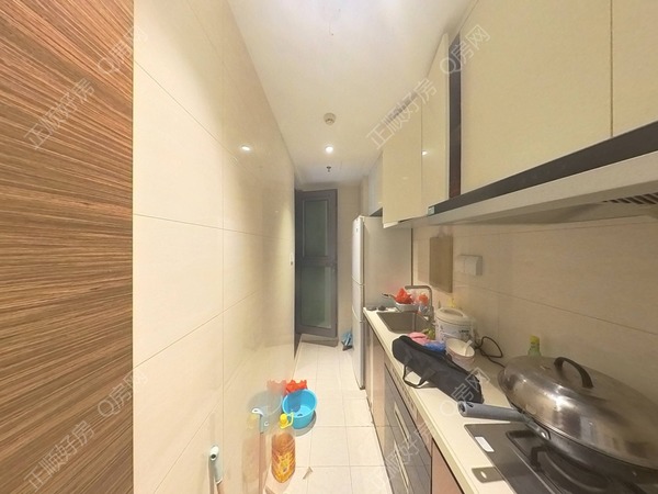 厨房