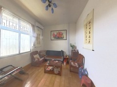 house_img
