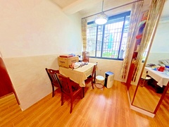 house_img