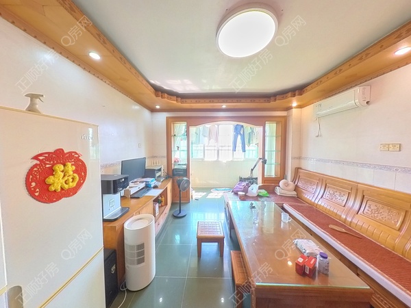 客厅