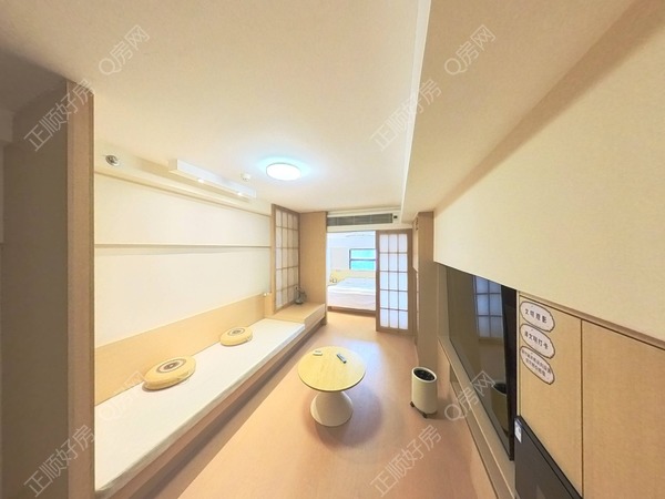 客厅