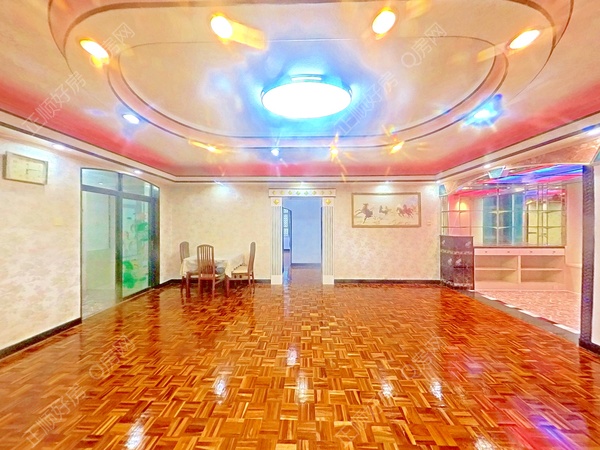 客厅