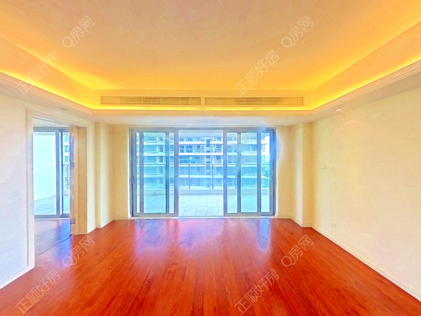 客厅
