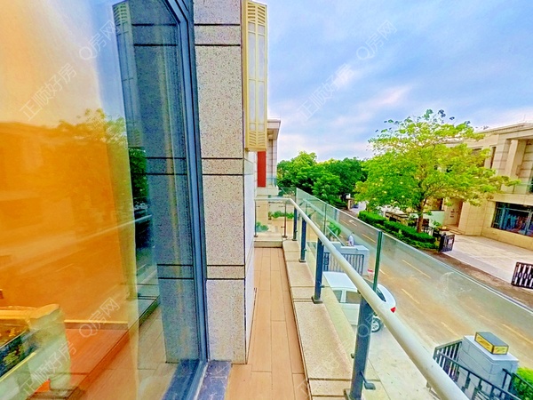 阳台