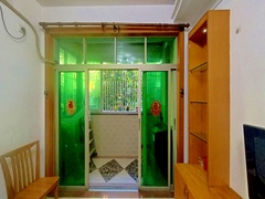 house_img