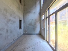 house_img