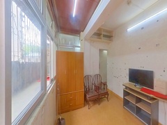 house_img