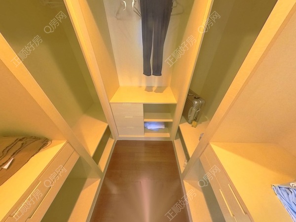 衣帽间