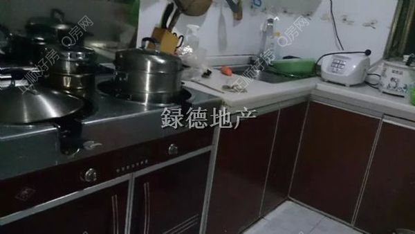 厨房
