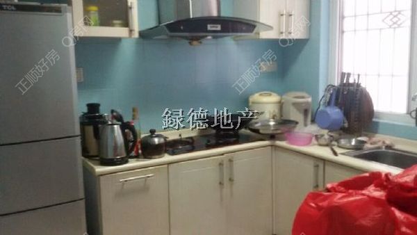 厨房