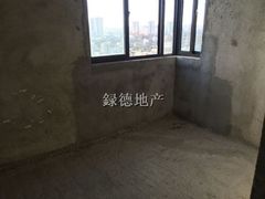 次卧