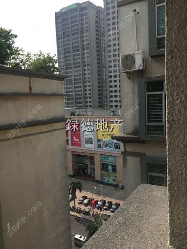 客厅