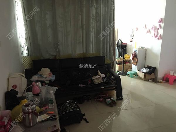 客厅
